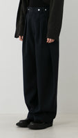 &lt;Pre-order&gt; WOOL TUCKED PANTS