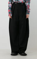 &lt;Pre-order&gt; WOOL TUCKED PANTS